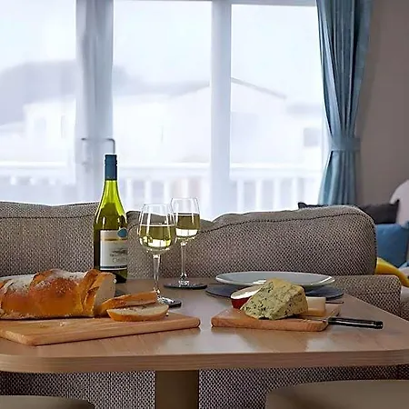 Nirvana Coastal Retreat 3*